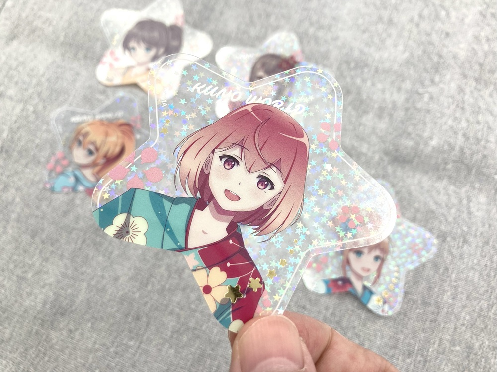 ダイカットクリアカード<br>ホログラム＋箔押し